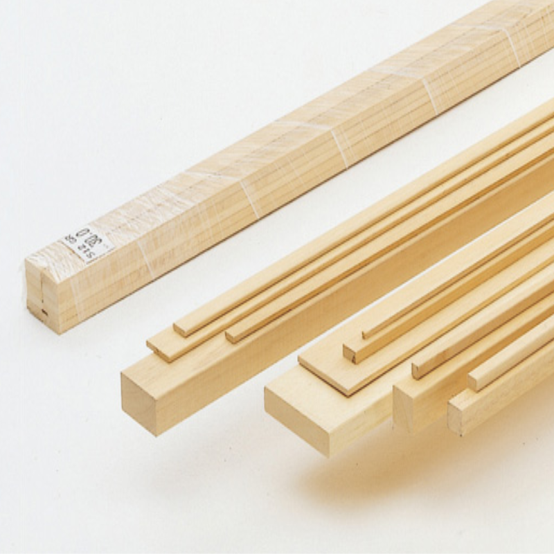 Impiallacciatura di legno di noce Flat Cut 9 x 28 grezzo senza supporto  1/42 di spessore -  Italia